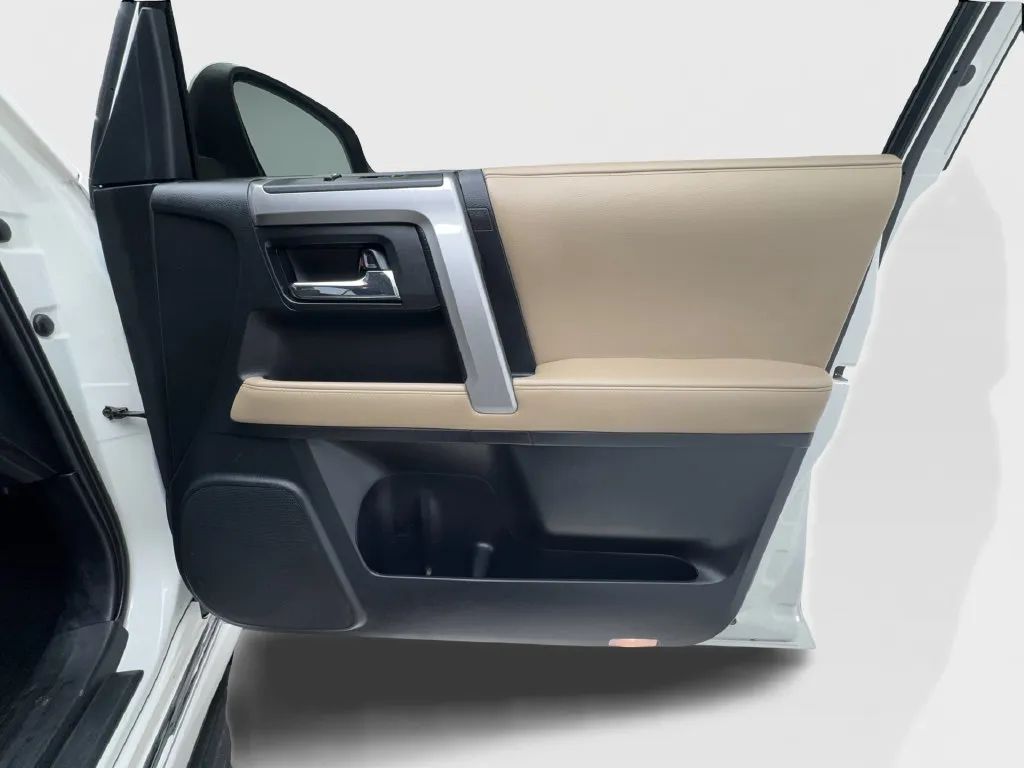 Toyota 4Runner photo 41