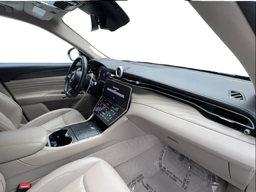 Maserati Grecale photo 34