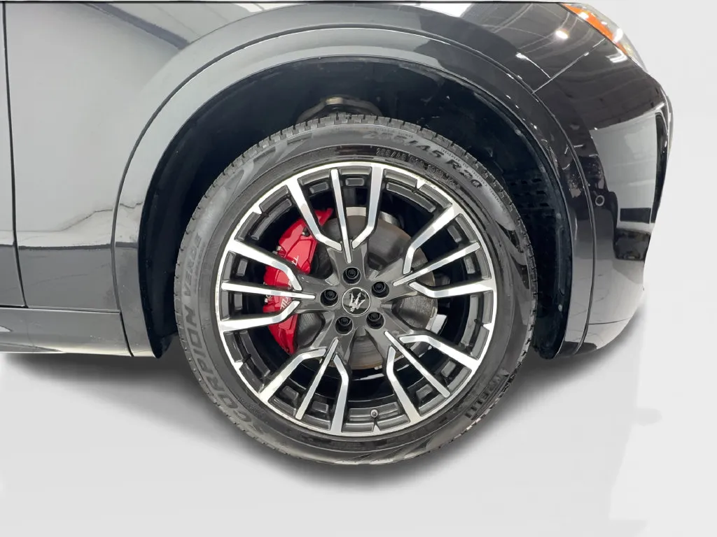 Maserati Grecale photo 19
