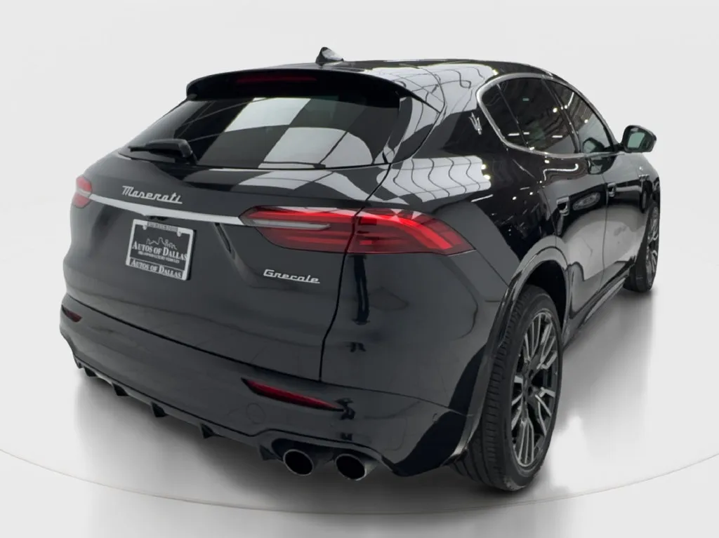 Maserati Grecale photo 8