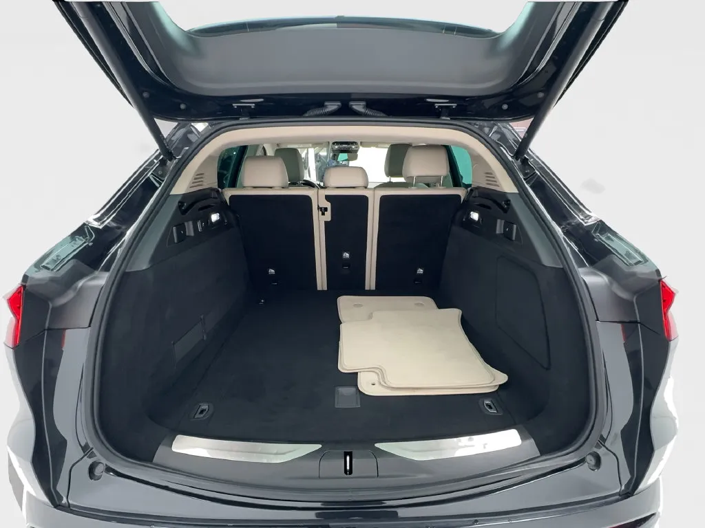 Maserati Grecale photo 12