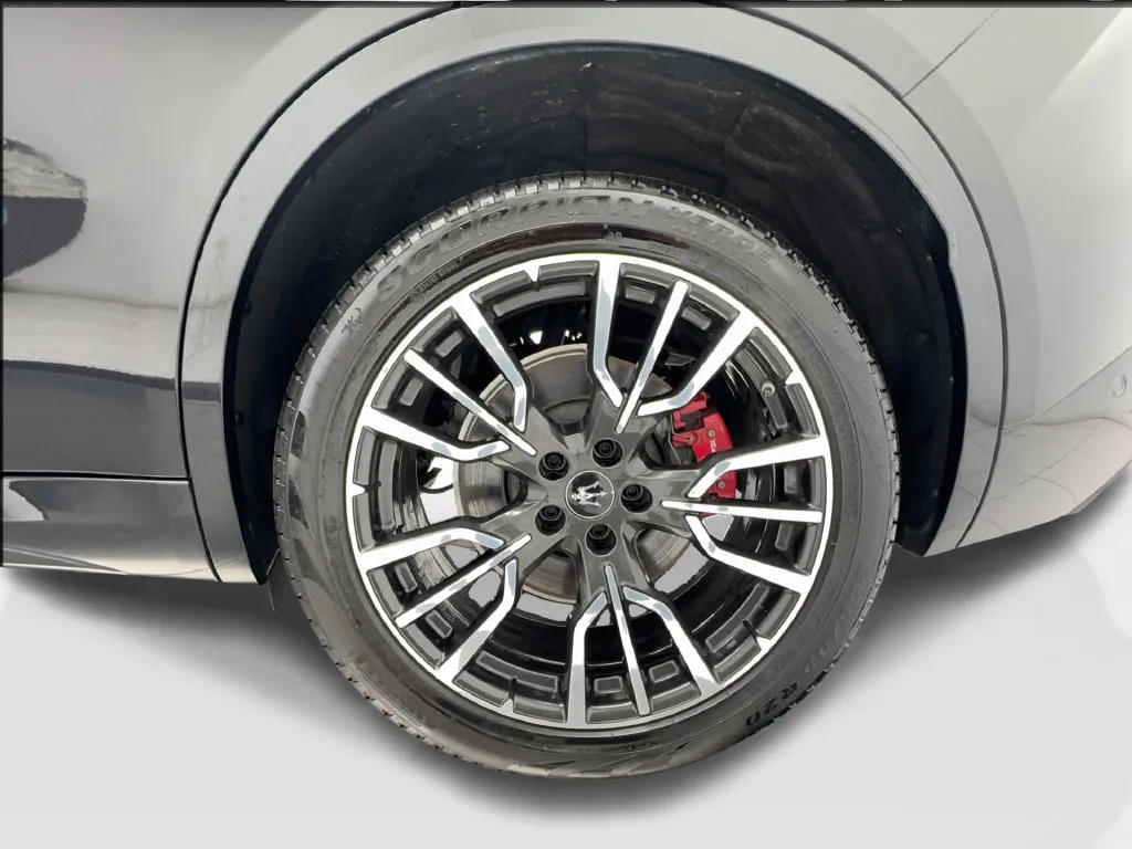 Maserati Grecale photo 16