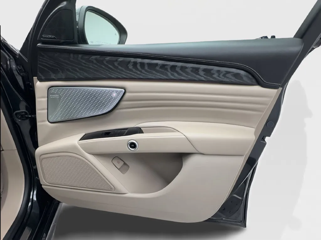Maserati Grecale photo 36