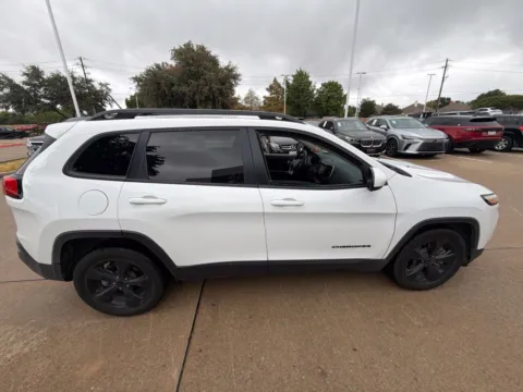 More photos of 2018 Jeep Cherokee Latitude at Autos of Dallas - Plano, TX