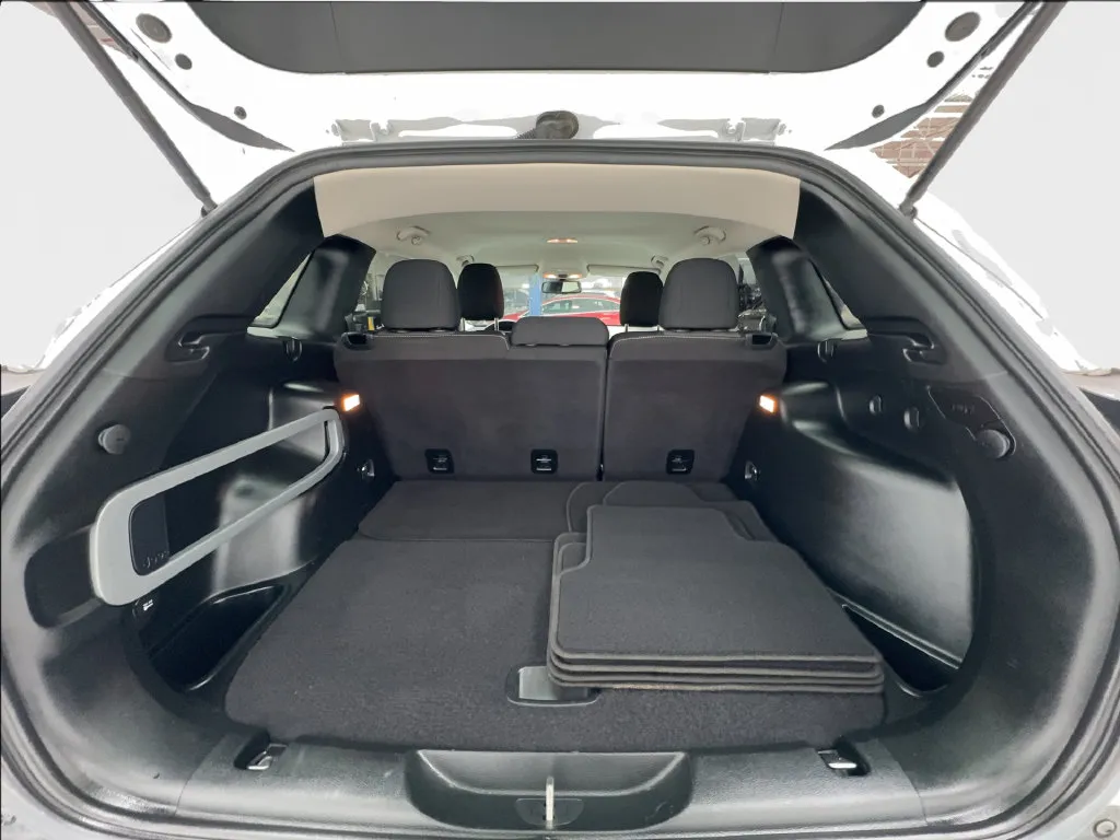 Jeep Cherokee photo 12