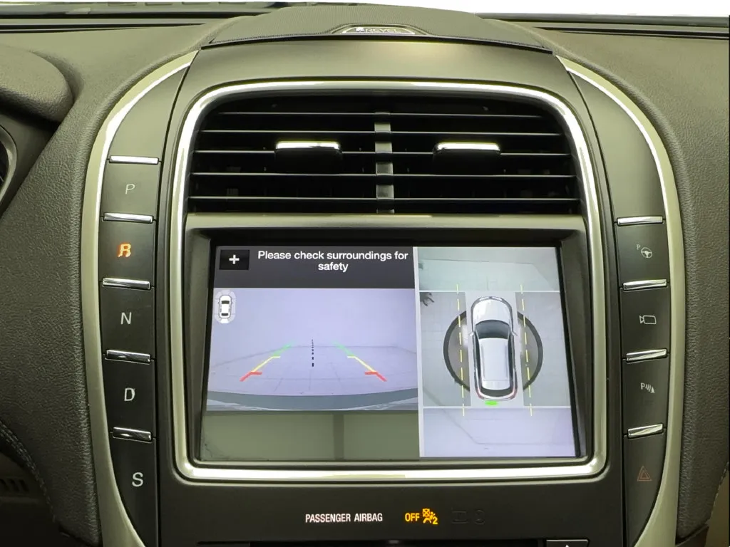 Lincoln MKX photo 57