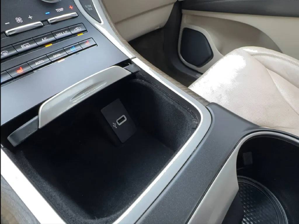 Lincoln MKX photo 52