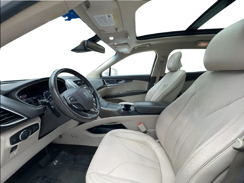 Lincoln MKX photo 21