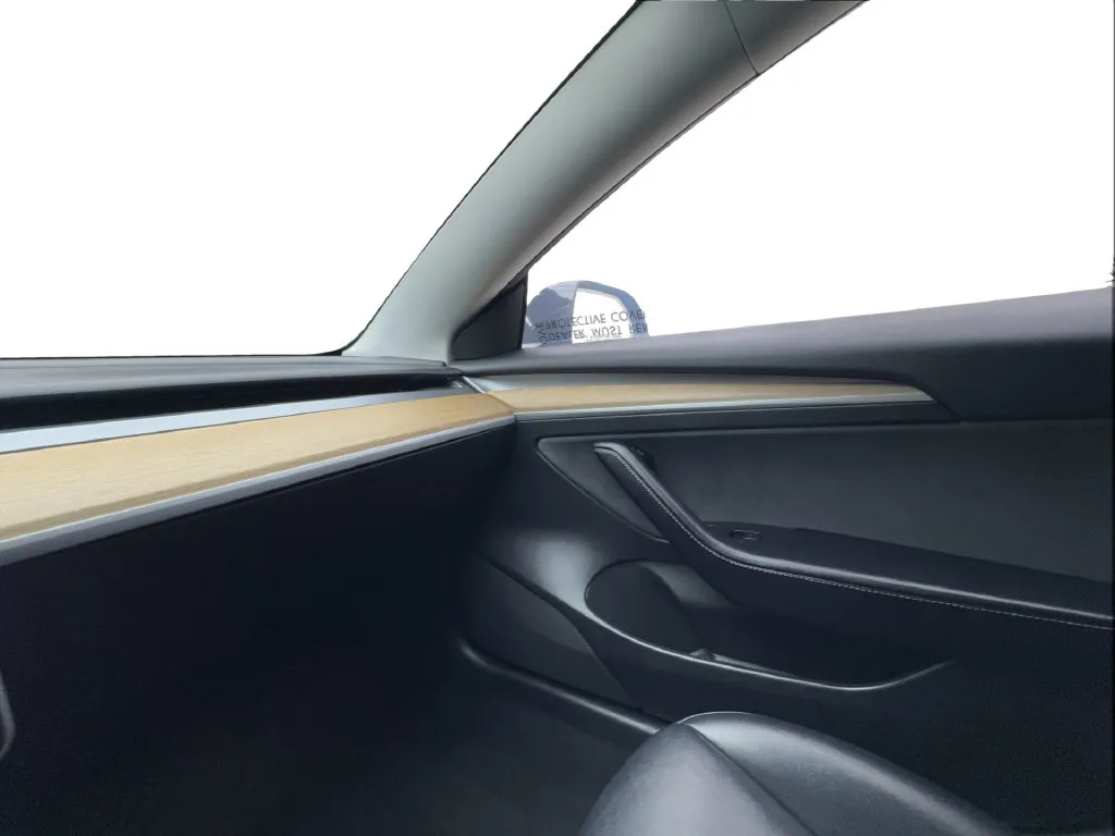 Tesla Model 3 photo 37