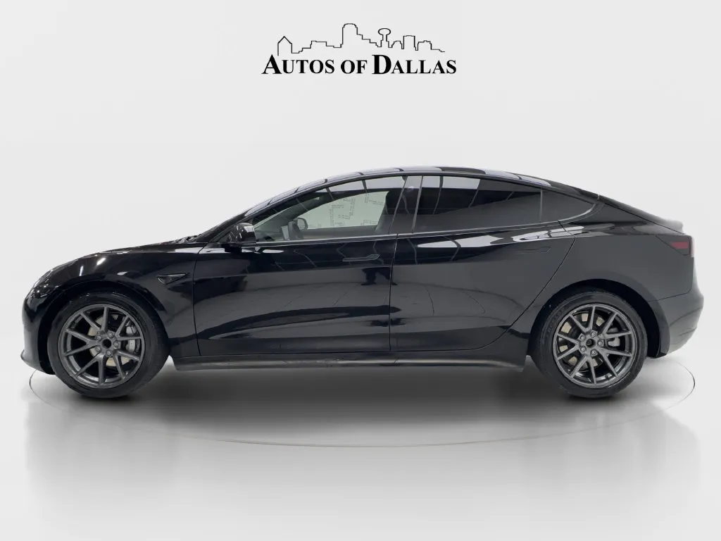 Tesla Model 3 photo 6