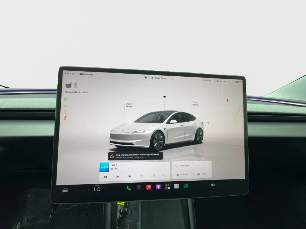 Tesla Model 3 photo 46