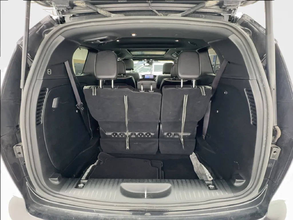 Chrysler Pacifica photo 18