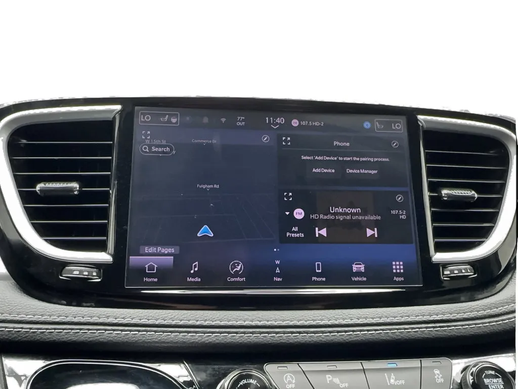 Chrysler Pacifica photo 49