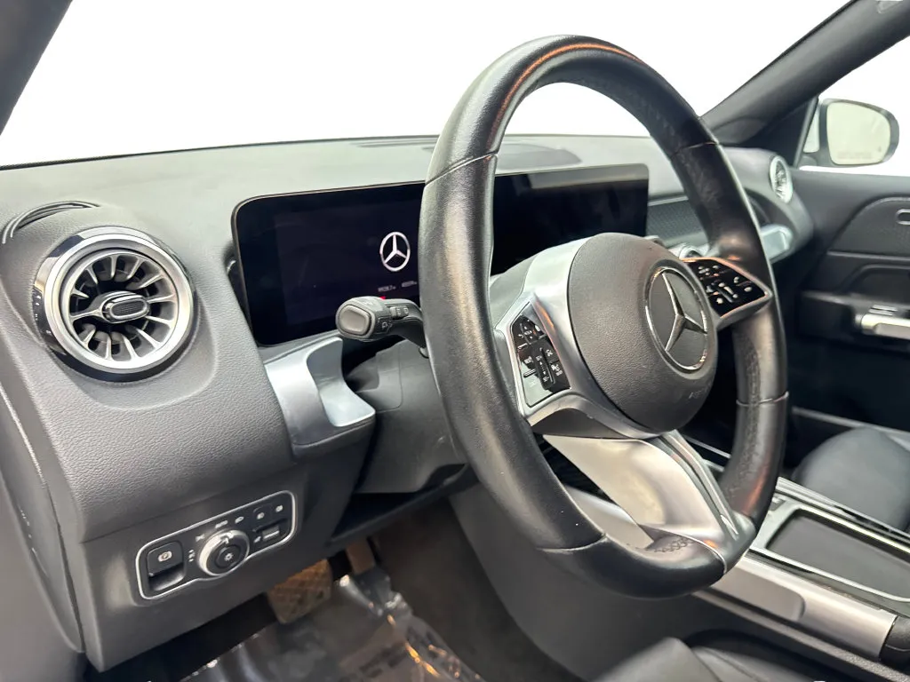 Mercedes-Benz GLB photo 48