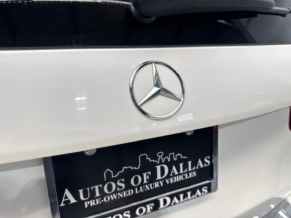 Mercedes-Benz GLB photo 22