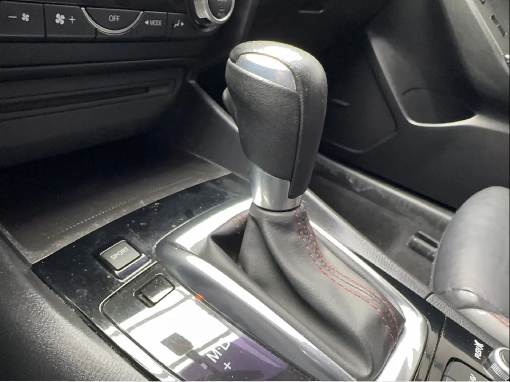 Mazda Mazda3 photo 48
