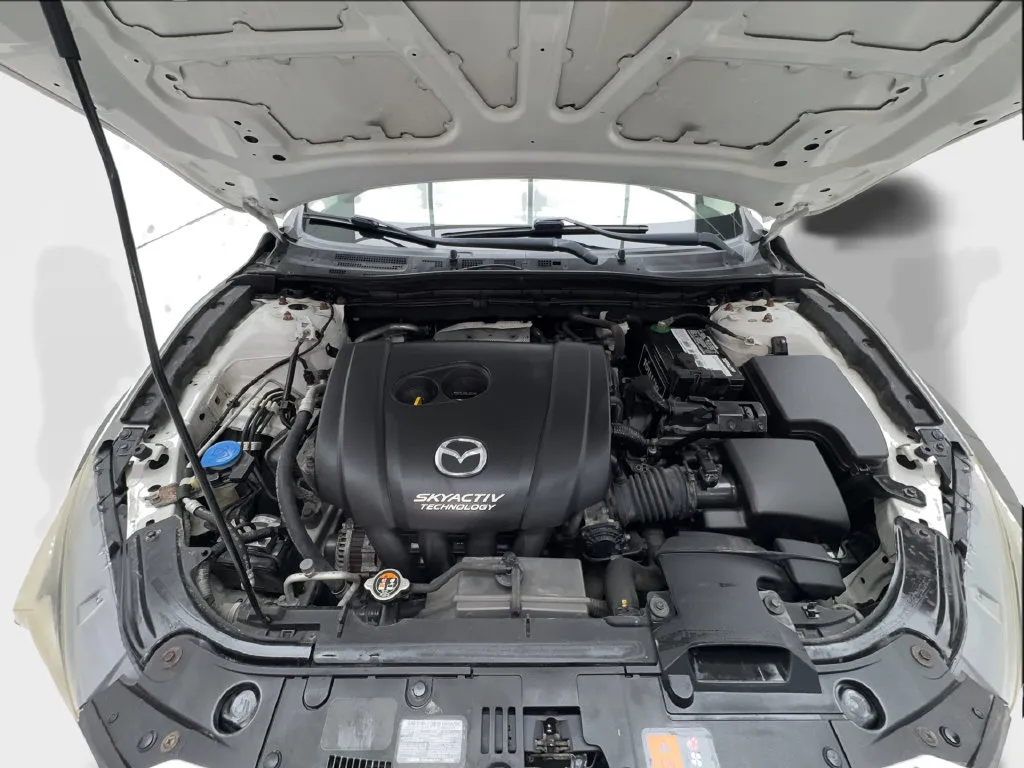 Mazda Mazda3 photo 15