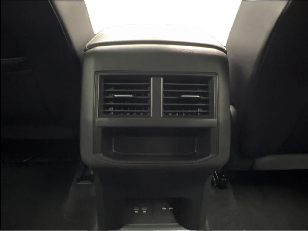 Volkswagen Atlas Cross Sport photo 40