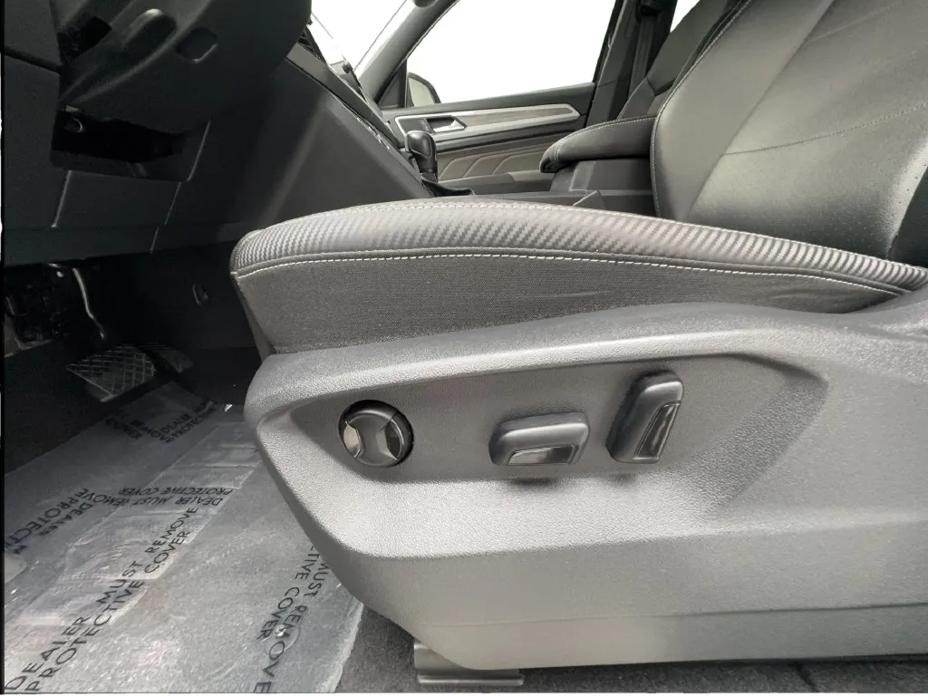 Volkswagen Atlas Cross Sport photo 23