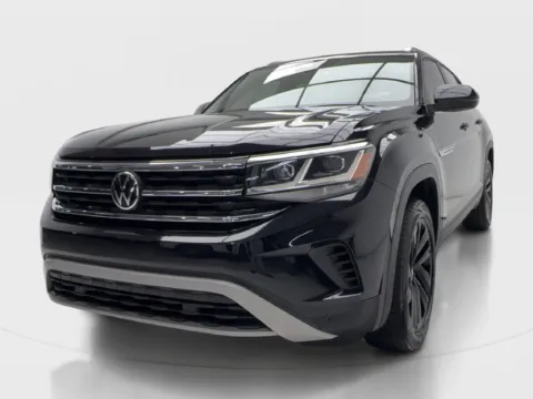 More photos of 2023 Volkswagen Atlas Cross Sport 2.0T SE w/Technology at Autos of Dallas - Plano, TX