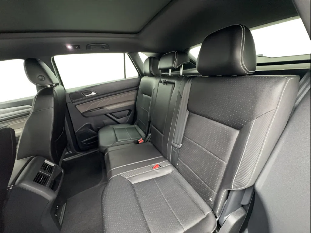 Volkswagen Atlas Cross Sport photo 26