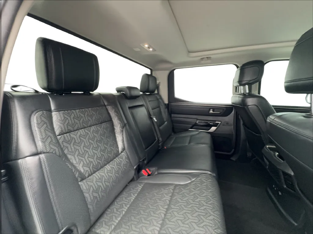 Toyota Tundra photo 29