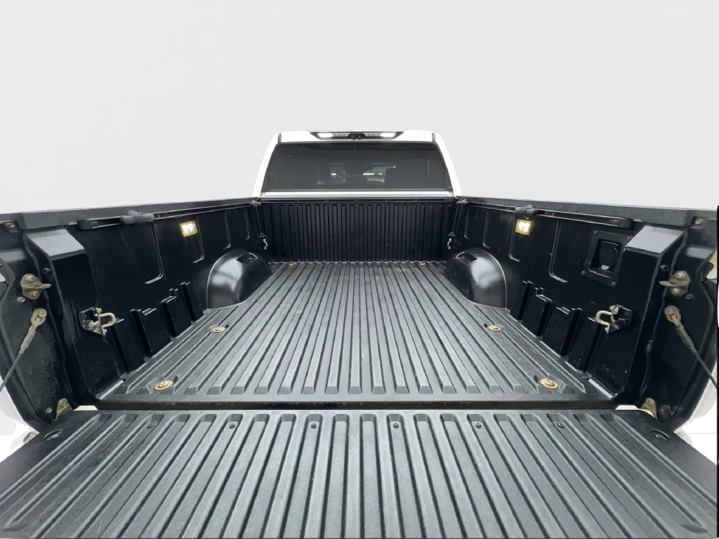 Toyota Tundra photo 12