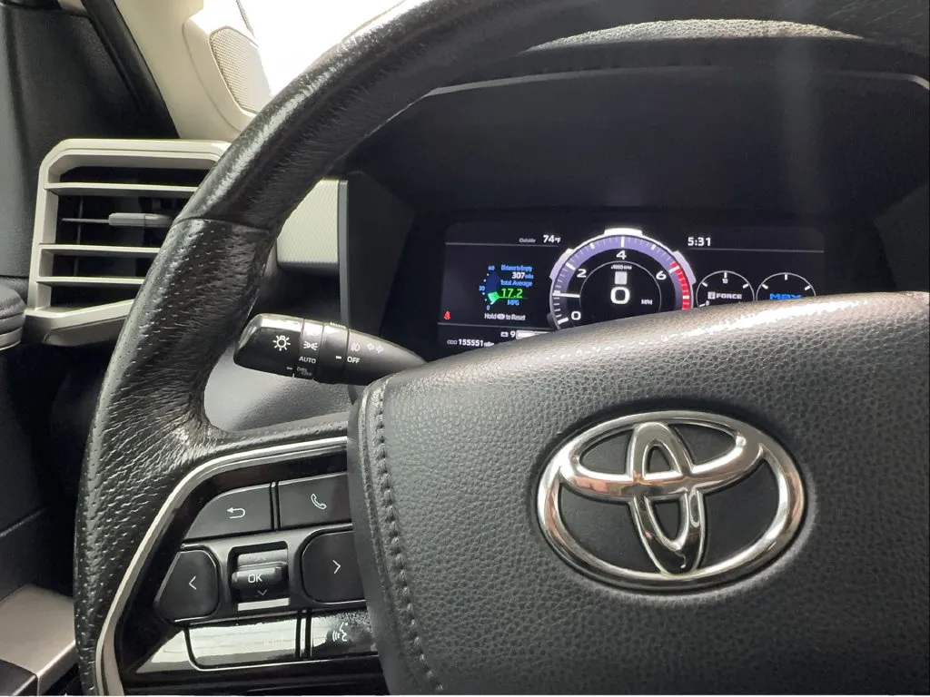 Toyota Tundra photo 52