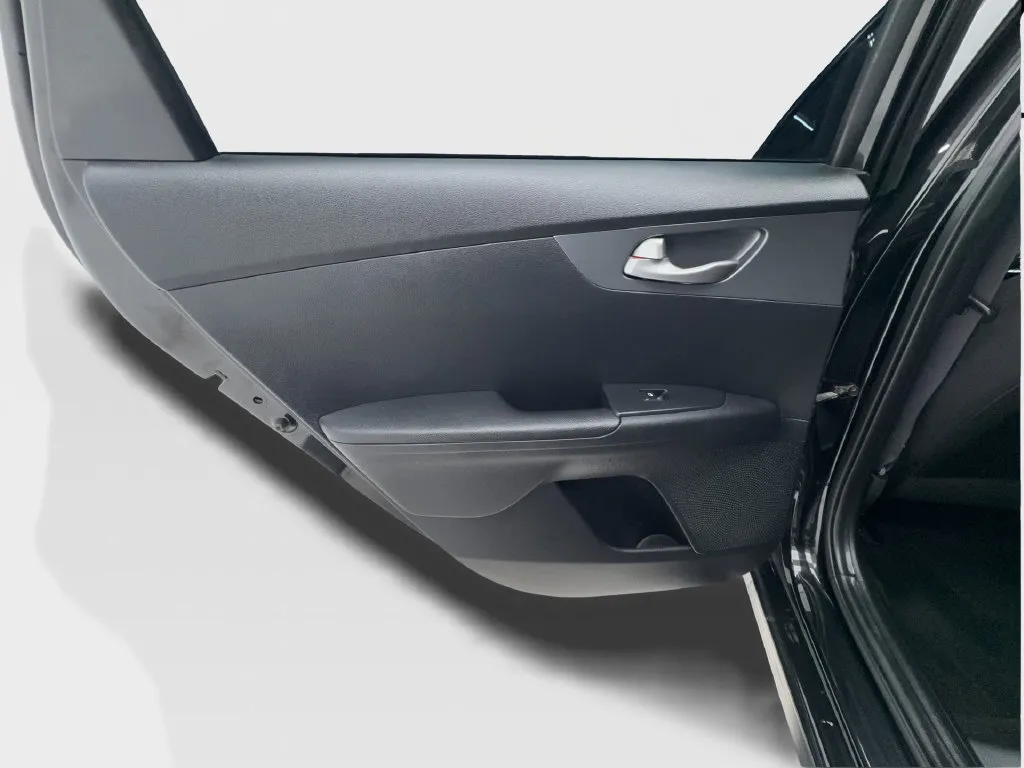 Kia Forte photo 29