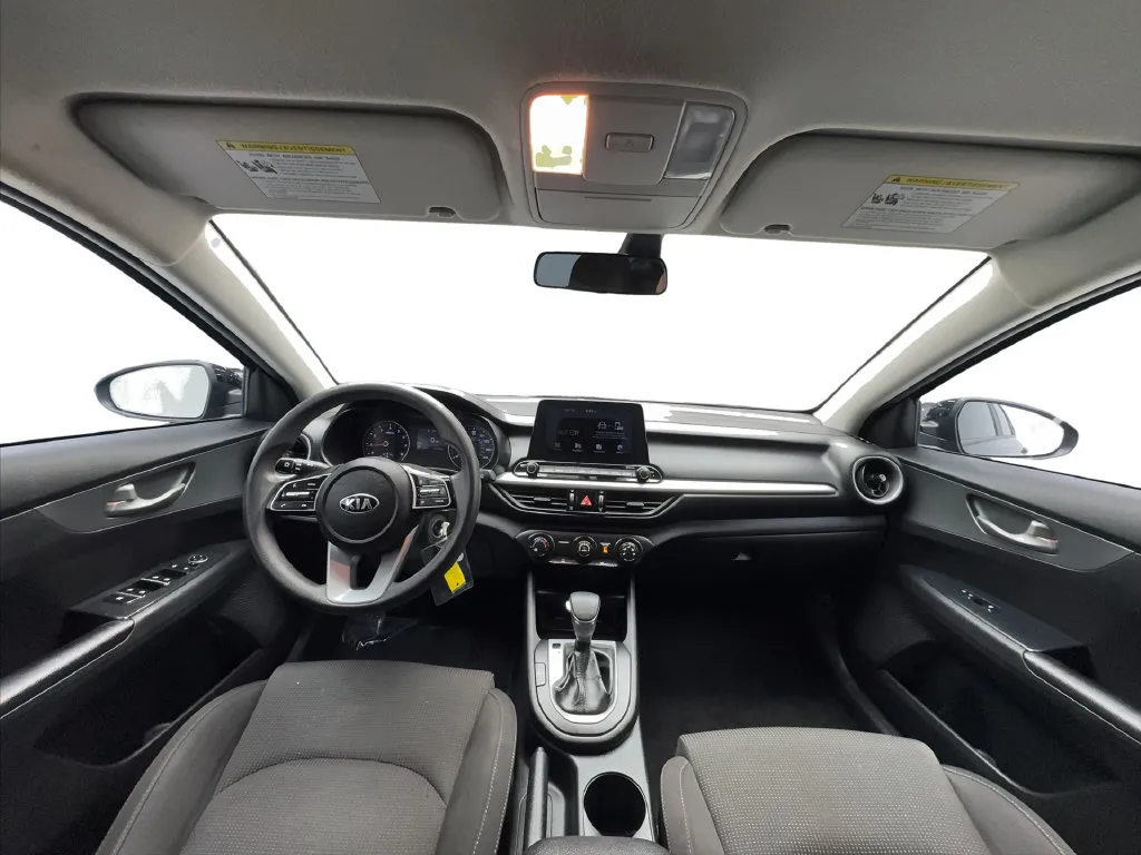 Kia Forte photo 22
