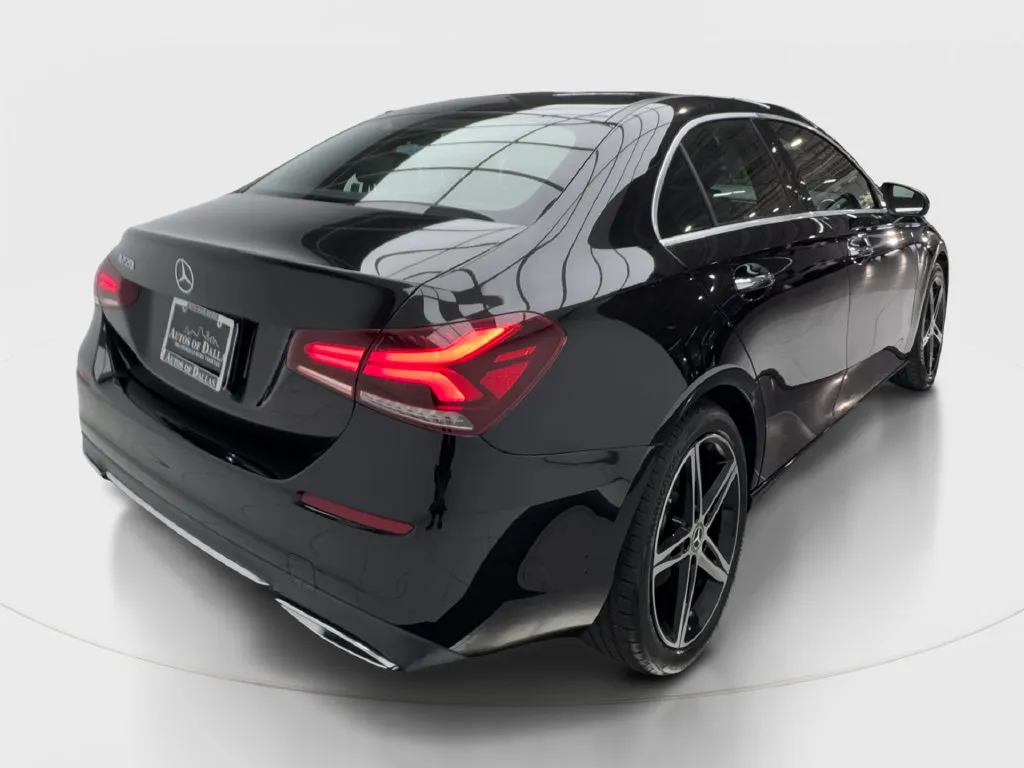 Mercedes-Benz A-Class photo 7