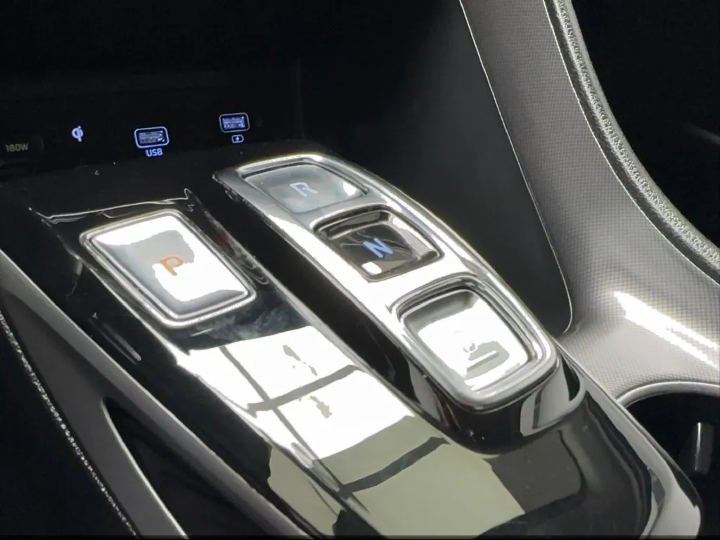 Hyundai Sonata photo 46