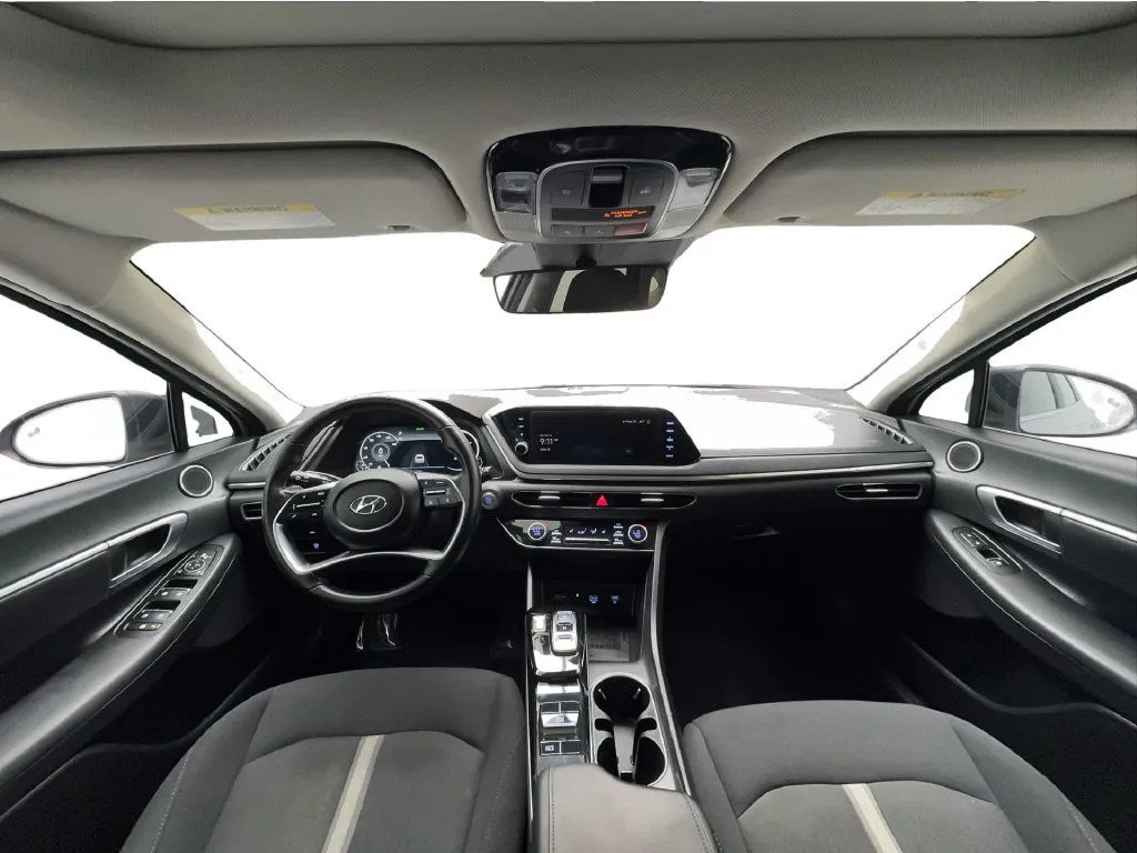 Hyundai Sonata photo 22