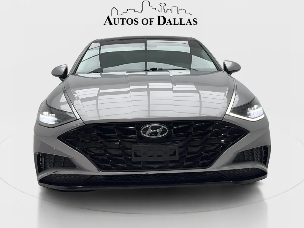 Hyundai Sonata photo 4