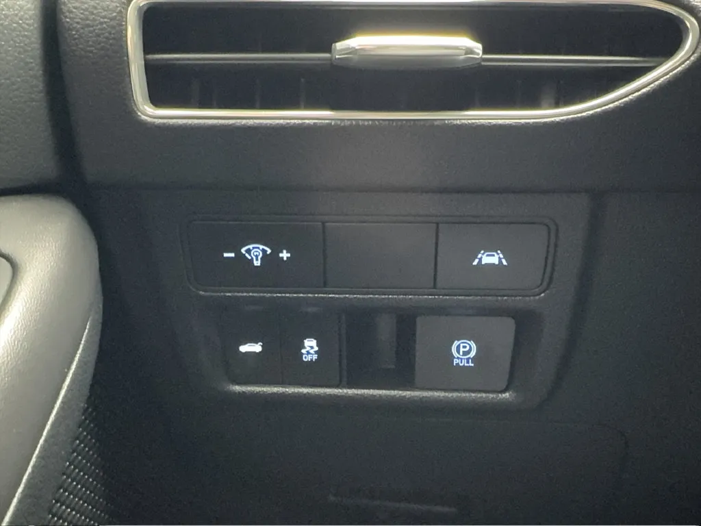 Hyundai Sonata photo 44