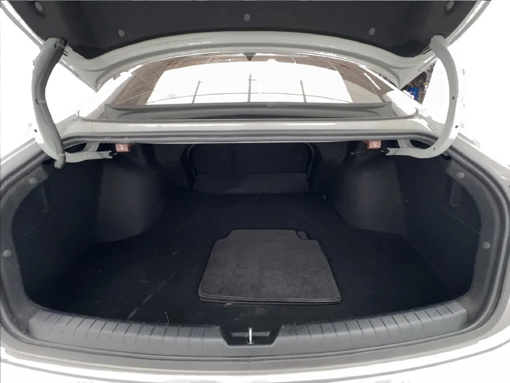 Hyundai Sonata photo 12