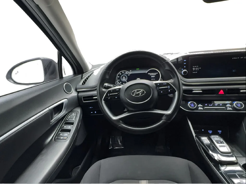 Hyundai Sonata photo 21