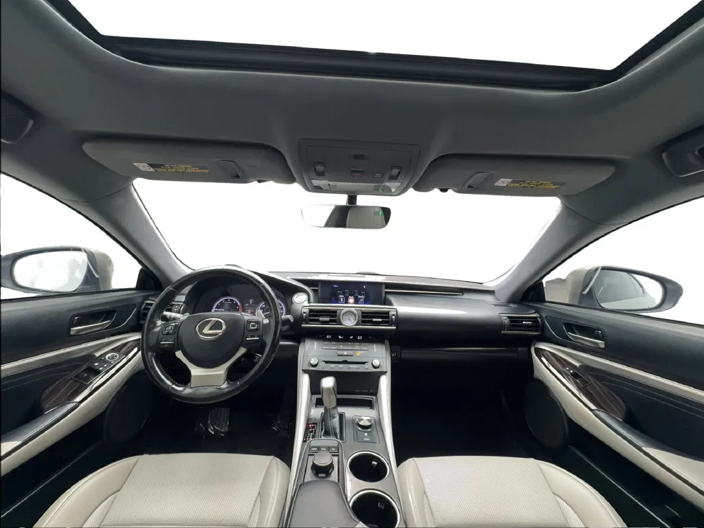 Lexus RC photo 34