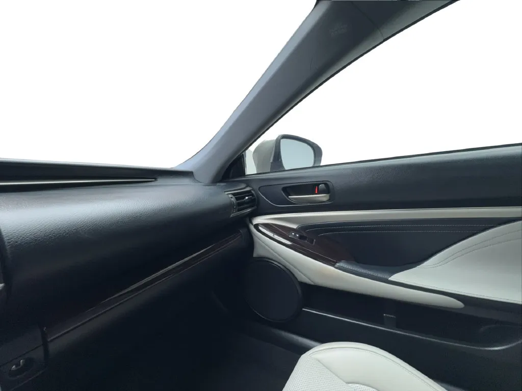 Lexus RC photo 39