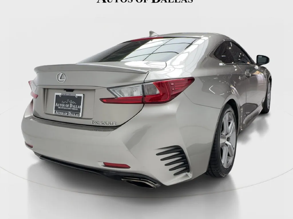 Lexus RC photo 8