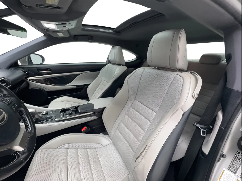 Lexus RC photo 21
