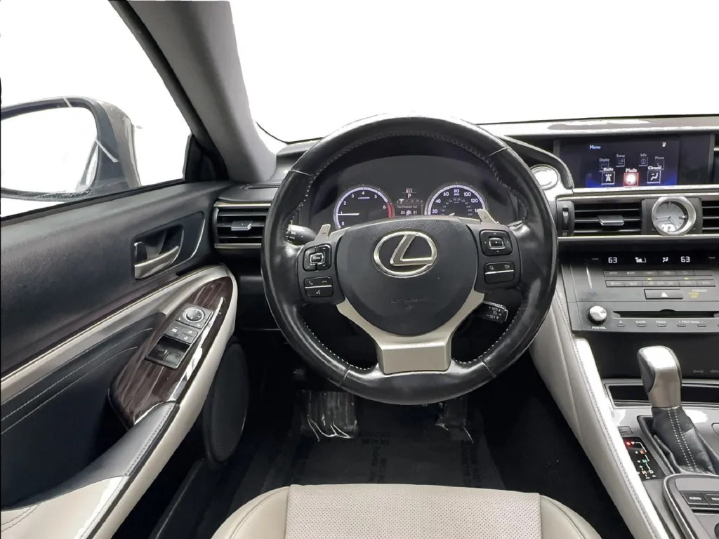 Lexus RC photo 33