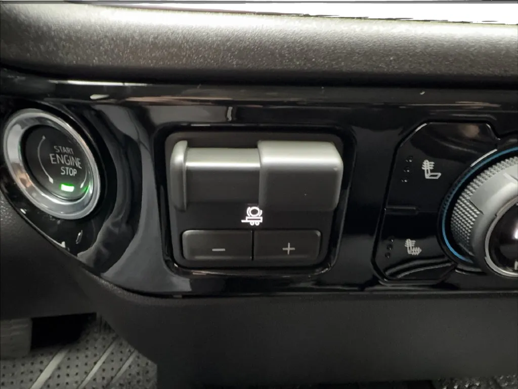 Chevrolet Silverado photo 49