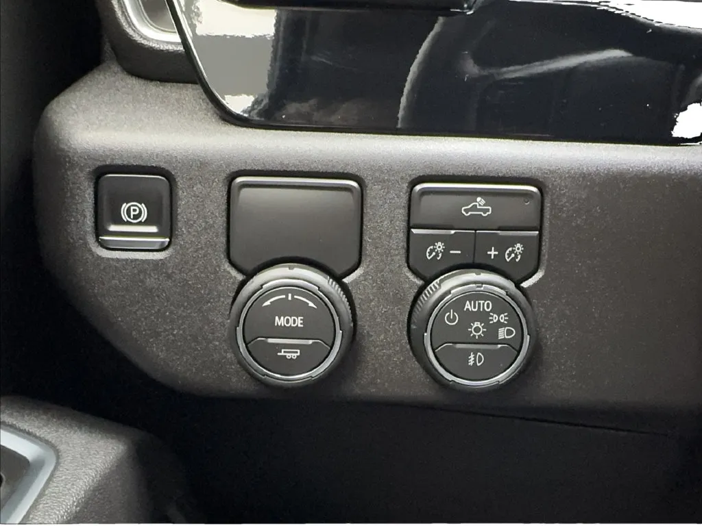 Chevrolet Silverado photo 44