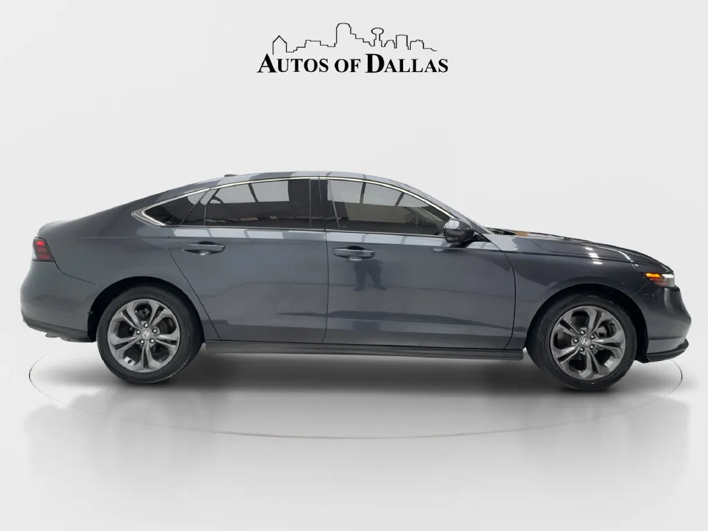 Honda Accord photo 11