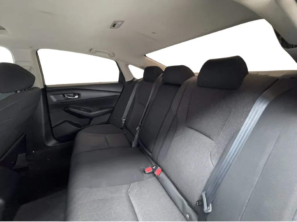 Honda Accord photo 28