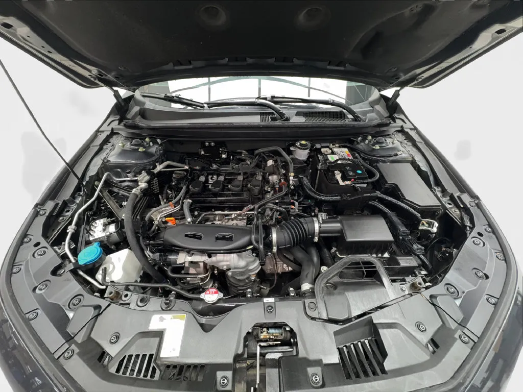 Honda Accord photo 14