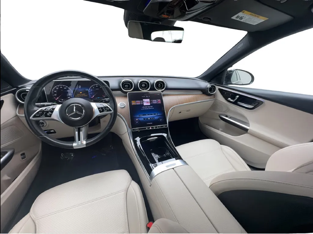 Mercedes-Benz C-Class photo 37