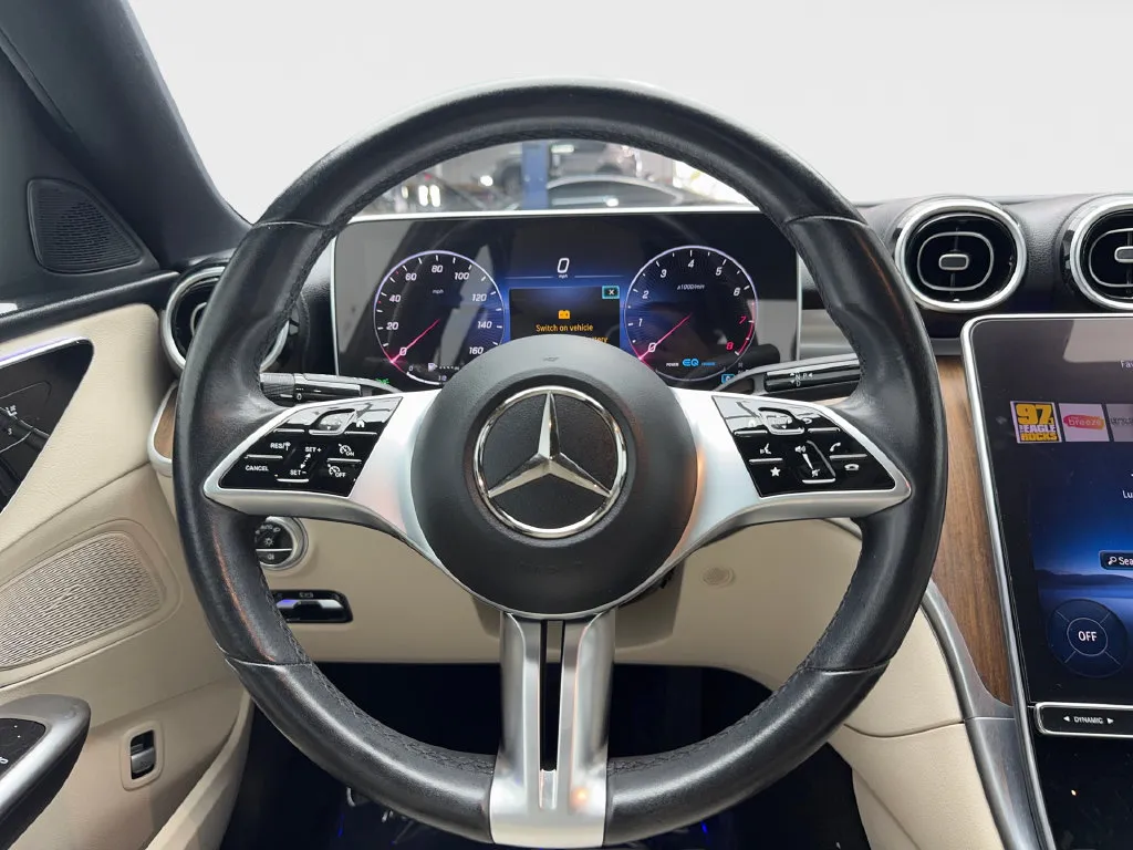 Mercedes-Benz C-Class photo 40