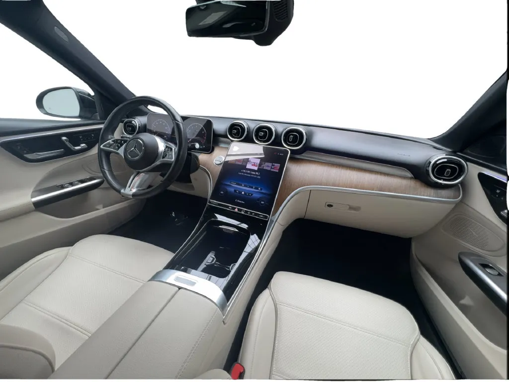 Mercedes-Benz C-Class photo 39